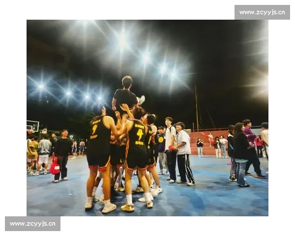 比赛中的激烈对决展现了团队协作与个人技艺的完美结合彰显运动精神的无畏与拼搏